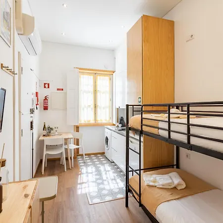 Apartment 731 Costa Cabral Metro