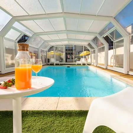 731 Costa Cabral Metro *