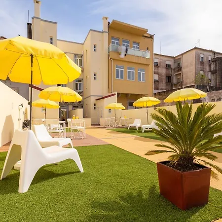 731 Costa Cabral Metro Apartment