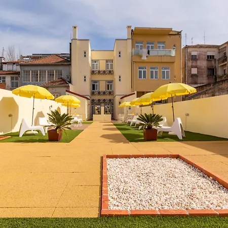 731 Costa Cabral Metro Apartman *