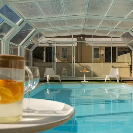 731 Costa Cabral Metro