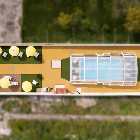 731 Costa Cabral Metro 波尔图