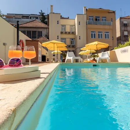 731 Costa Cabral Metro Apartment Porto