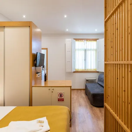 731 Costa Cabral Metro Apartment *