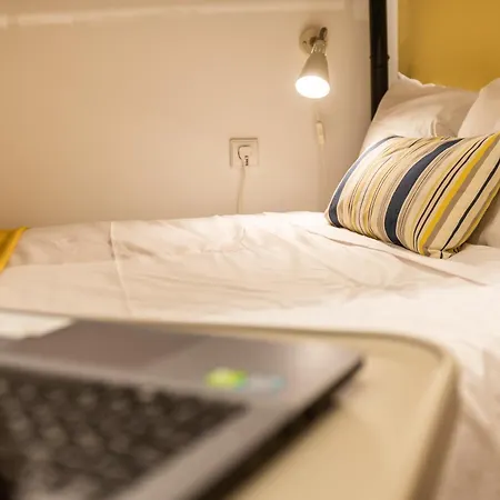 731 Costa Cabral Metro Apartment Porto