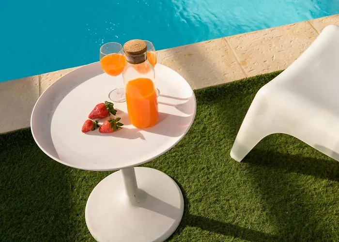 731 Costa Cabral Metro Lejlighed *