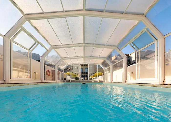 731 Costa Cabral Metro * 포르투