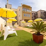 731 Costa Cabral Metro Appartement
