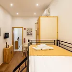 731 Costa Cabral Metro Oporto