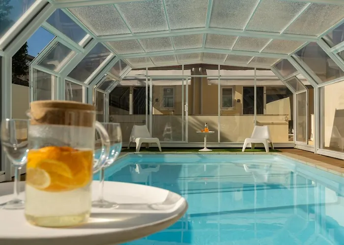 731 Costa Cabral Metro